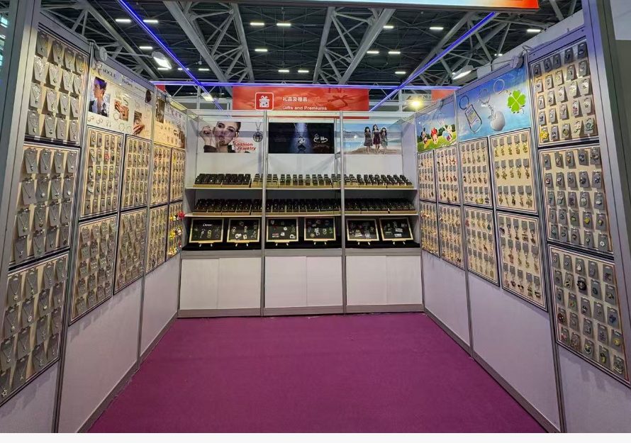 Tongyi Jewelry booth at Canton Fair