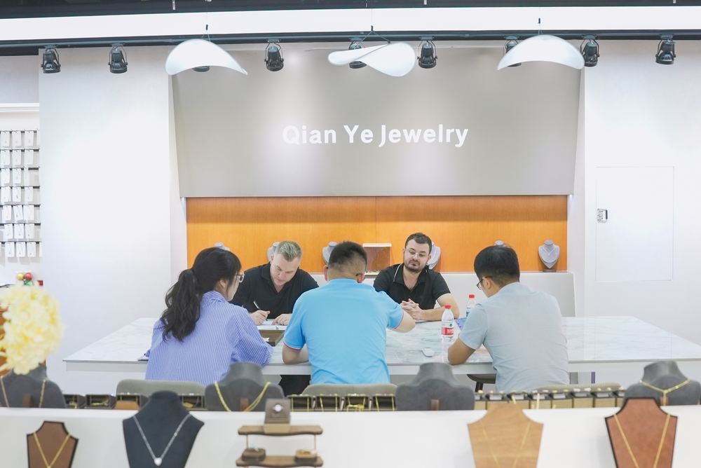 Buyer meeting in showroom
