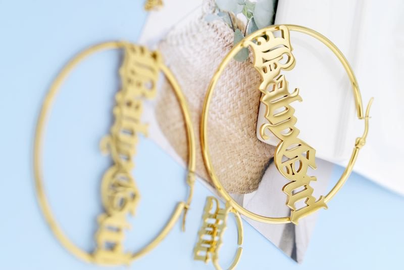 Customized name jewelry