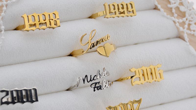 Customized name jewelry